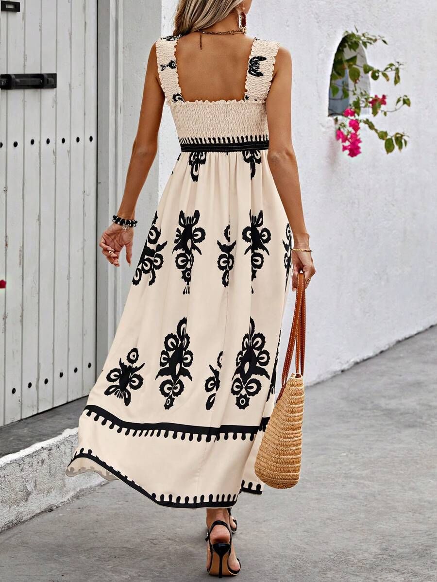 Axelbandsklänning i Boho-Stil – Sommarens Fria Känsla