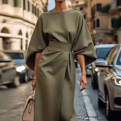 Elegant Kimono­klänning – Utstråla Styrka Och Finess