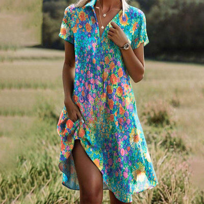 Kort Sommarklänning – Blommig Charm & Ledig Elegans